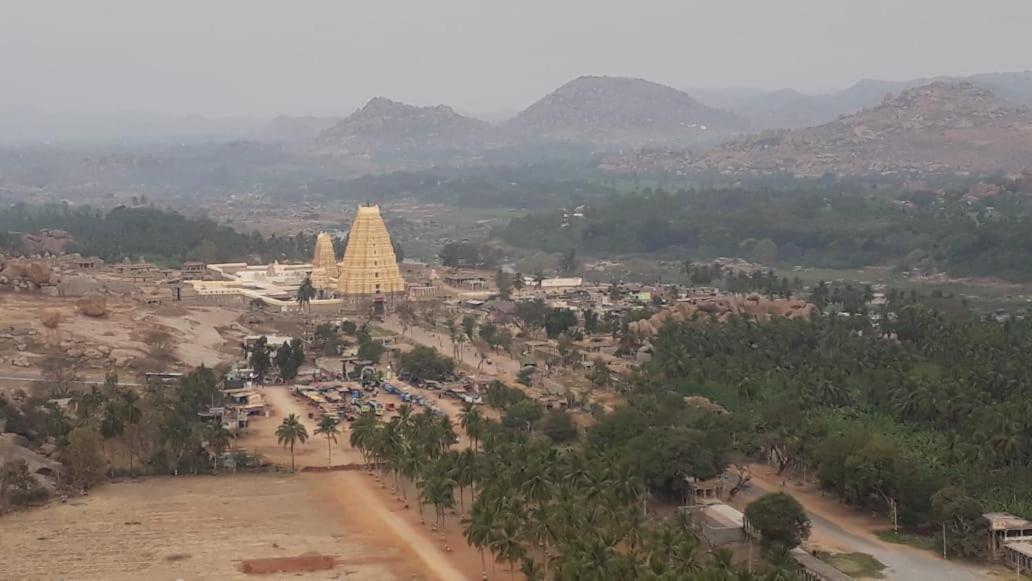 Dream Hampi Villa & Home Stay Exterior photo