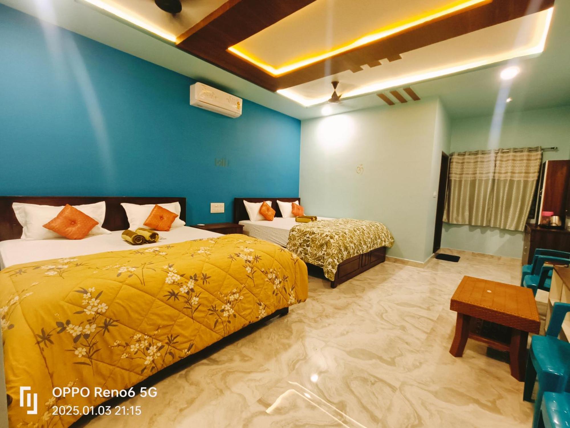 Dream Hampi Villa & Home Stay Exterior photo